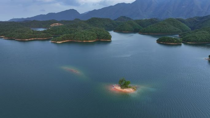 江西九江庐山西海岛屿航拍