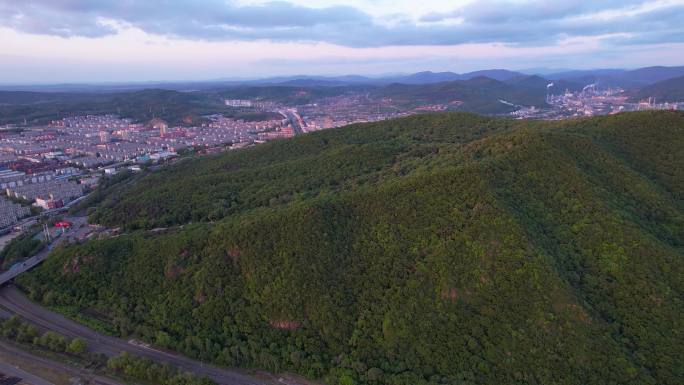 吉林龙潭山夏季自然风光松花江城市建筑航拍