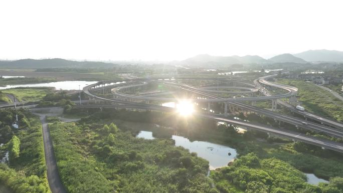 浙江绍诸高速诸永高速诸暨互通夕阳阳光倒影