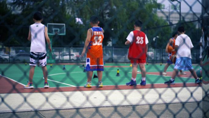 篮球训练 打篮球 青少年打篮球