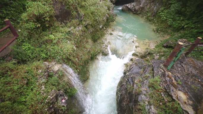 四川渠县瀑布水流植被大自然宣传片