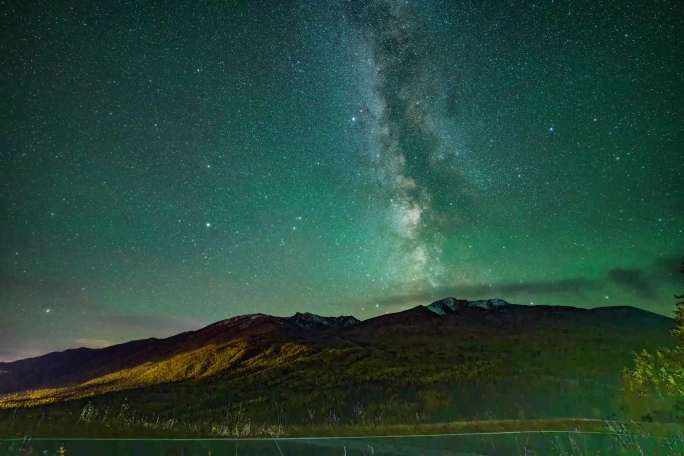 新疆 喀纳斯 星空 延时