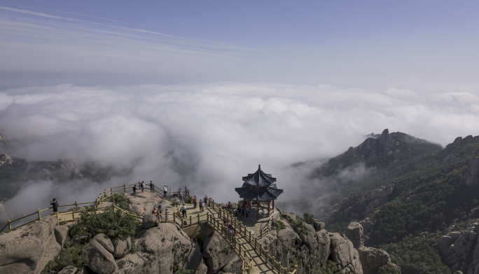 青岛崂山巨峰云海