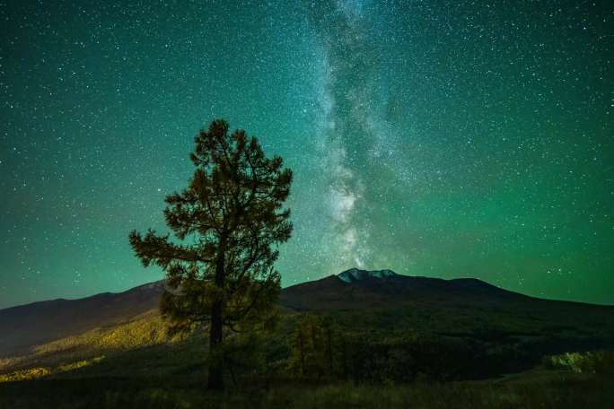 新疆 喀纳斯 星空 延时