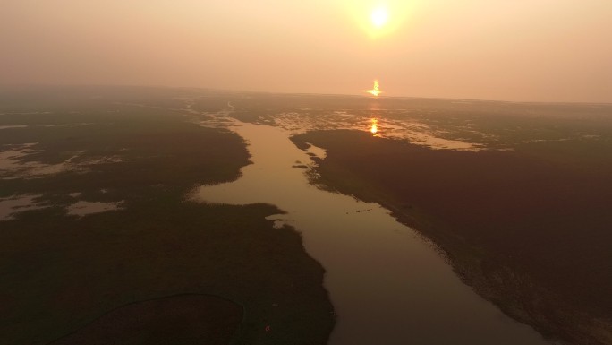 湖水  河水 湿地  水面