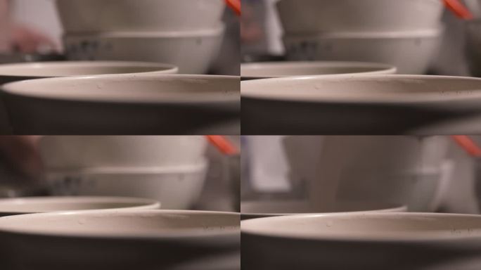 白色的碗 牛肉汤