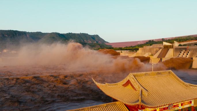 黄河小浪底水库大坝排沙震撼视频