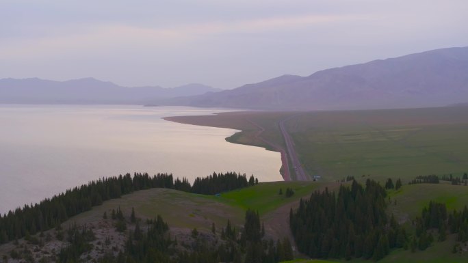 4K航拍新疆赛里木湖自然美景