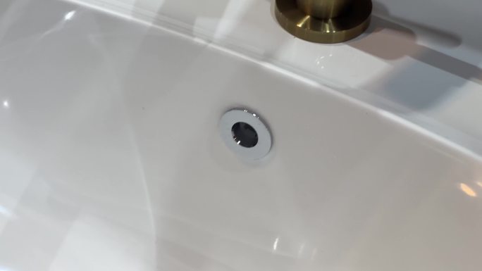 4K原创 卫生间浴具洗手盆