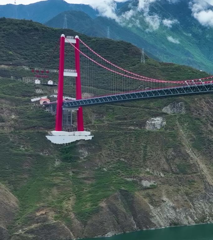 航拍四川甘孜州泸定县大渡河风光