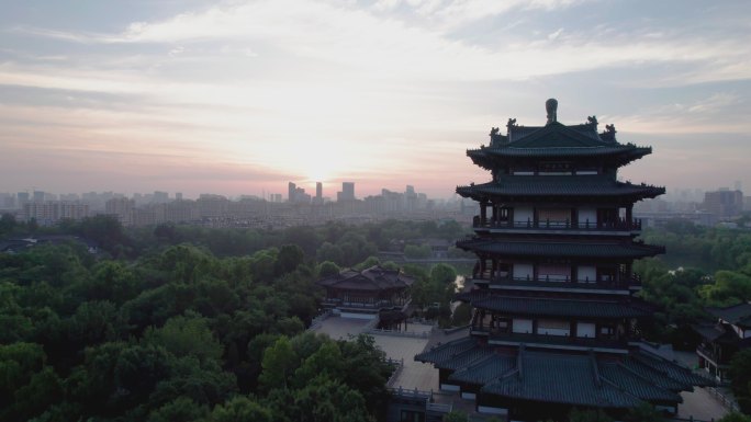 4k航拍山东济南大明湖超然楼日出朝霞