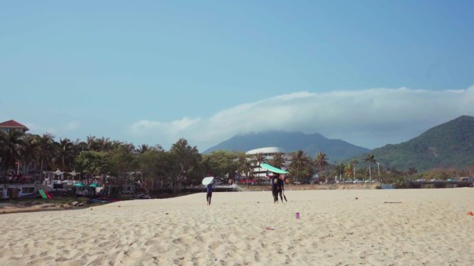 海南万宁日月湾冲浪视频素材