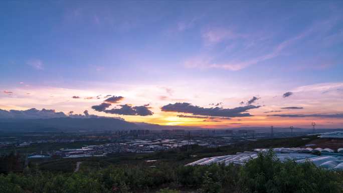 云南红河蒙自市区日转夜延时摄影