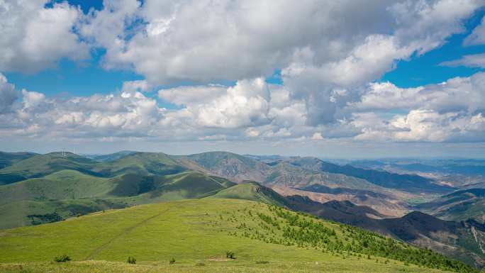 张家口赤城东猴顶高山草甸下的蓝天白云延时