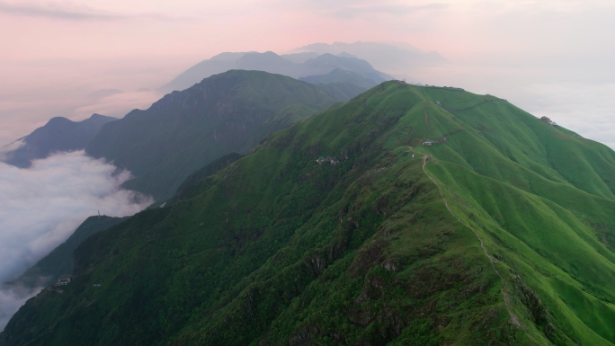 武功山云雾云海航拍4k