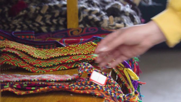 喜马拉雅山 西藏文化  传统服装装饰艺术