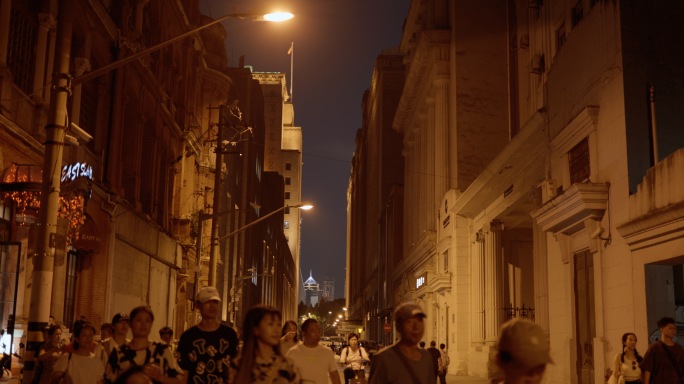 滇池路北京东路夜景车流人群