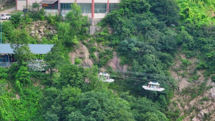 伏牛山天龙池景区空中飞船