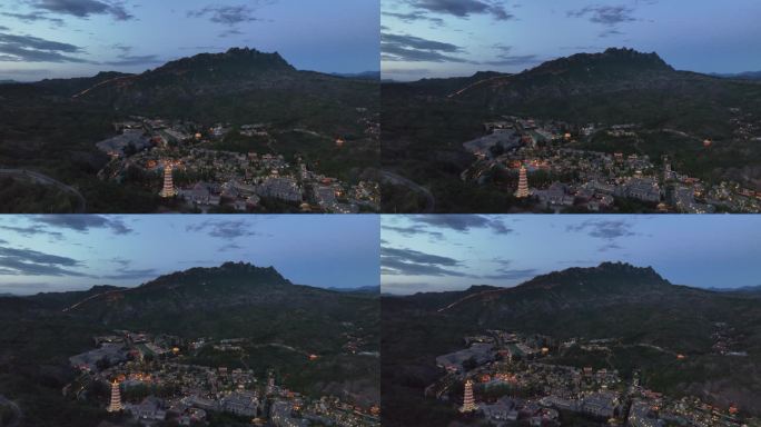 中国北京明代古长城夜景风光 古北水镇夜景