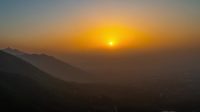 日出山