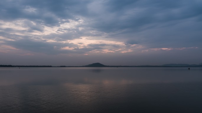 东湖楚天台日出延时