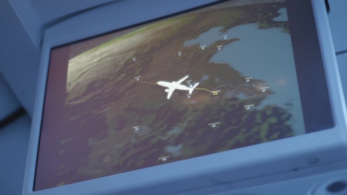 飞机客舱屏幕显示飞机位置