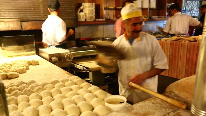 伊朗传统美食的制作