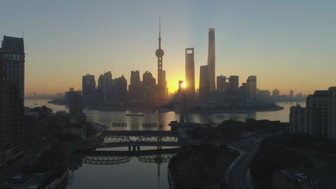 上海全景天际线与放弃白渡桥
