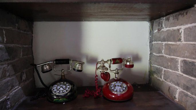 老式电话收藏 实拍老式老旧电话机 录音机