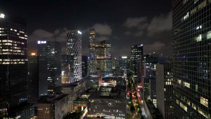 深圳加班繁忙都市夜景