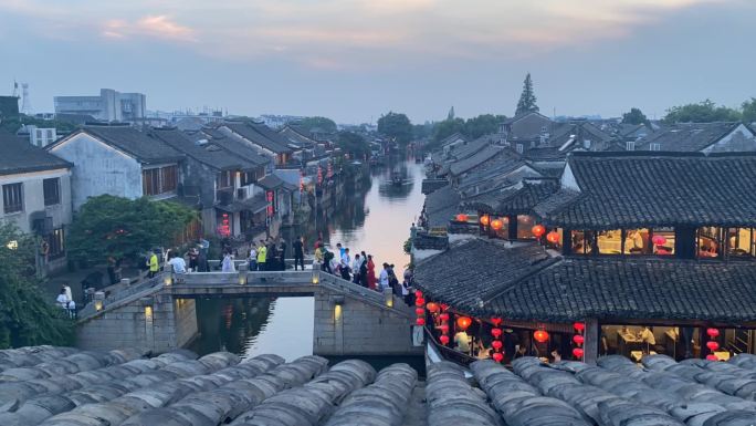 西塘小镇古桥古建筑人流延时夜景