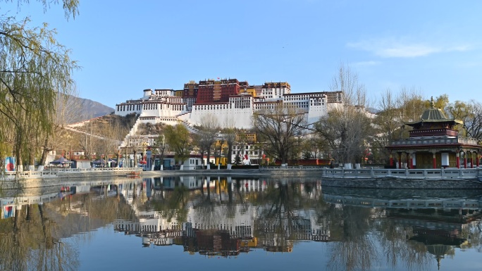 西藏布达拉宫倒影延时