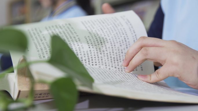 学校校园学生读书学习中学生阅读成长