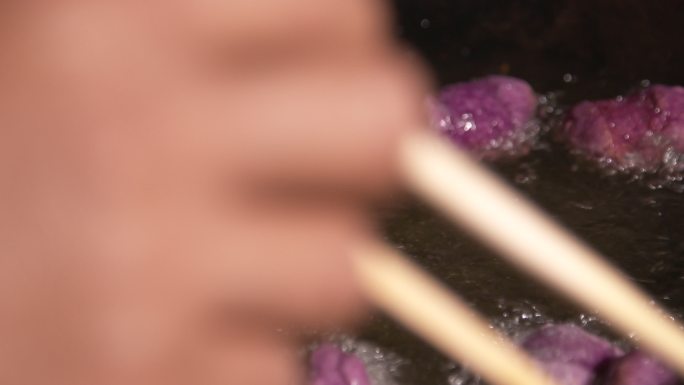 炸紫薯饺子 炸紫薯条