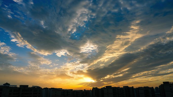 日出延时朝霞满天