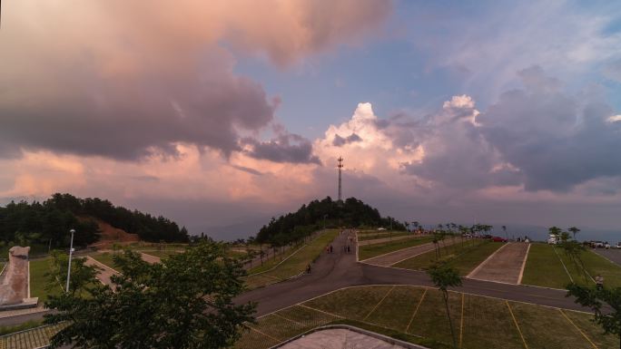 薄刀峰停车场云彩延时