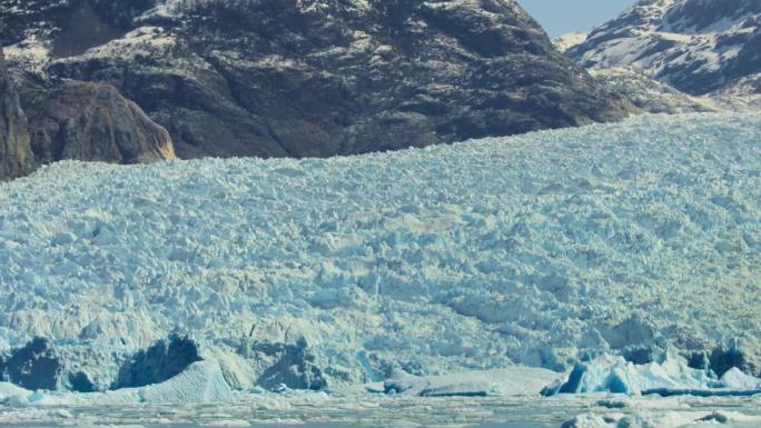 北极冰川冰山崩塌全球气候变暖航拍素材2