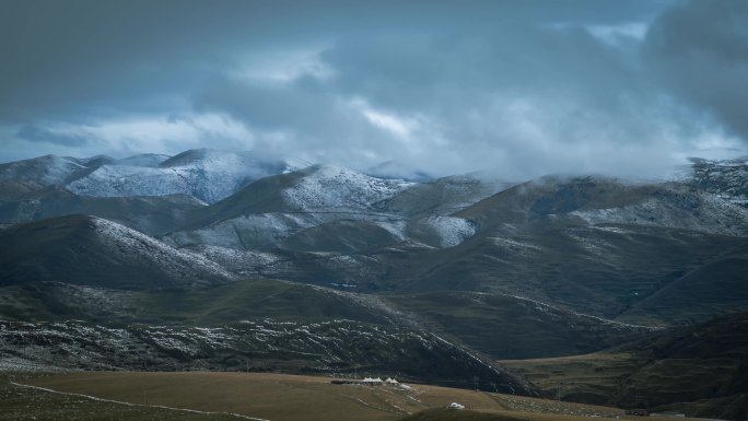 川西高原甘孜州贡嘎山雪山大自然风光延时