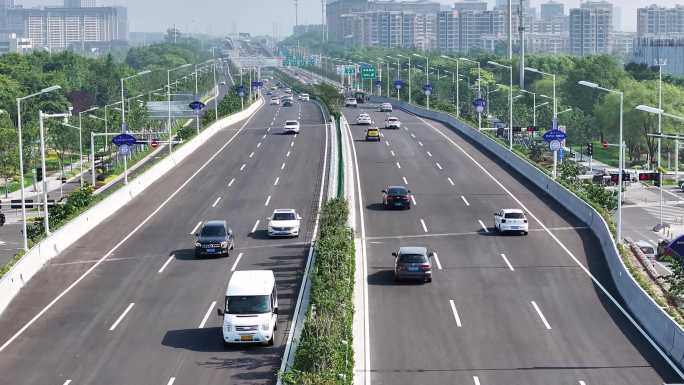 宿迁迎宾大道 高架快速路 早高峰城市道路