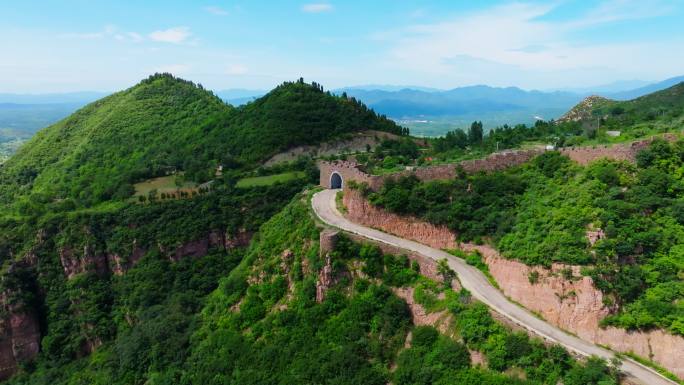 航拍鲁山阿婆寨景区风光