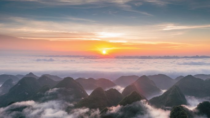 广西日出大山云海航拍延时