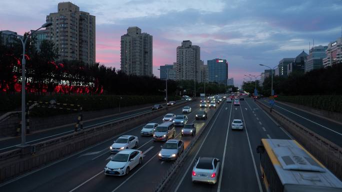 北京二环路黄昏夜景