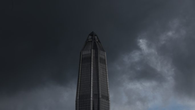 雨过天晴以后的平安大厦大楼延时