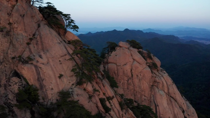 山峰群山航拍