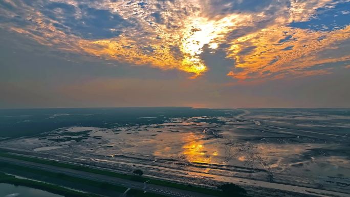 盐城湿地海边日出