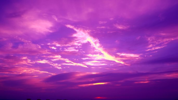 晚霞，紫色晚霞，日出，卡通云，唯美朝阳