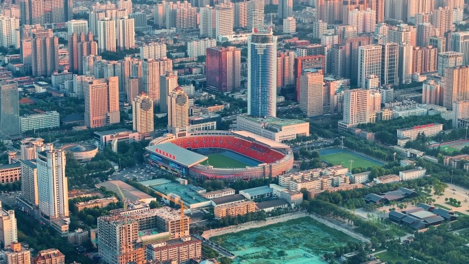 4K航拍长焦下的陕西省体育场