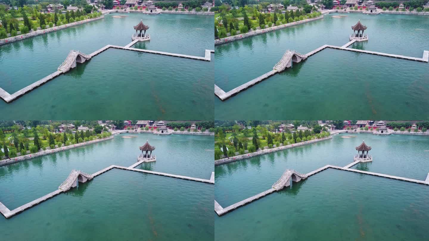辉县2021年7月百泉湖景色环绕湖心桥1