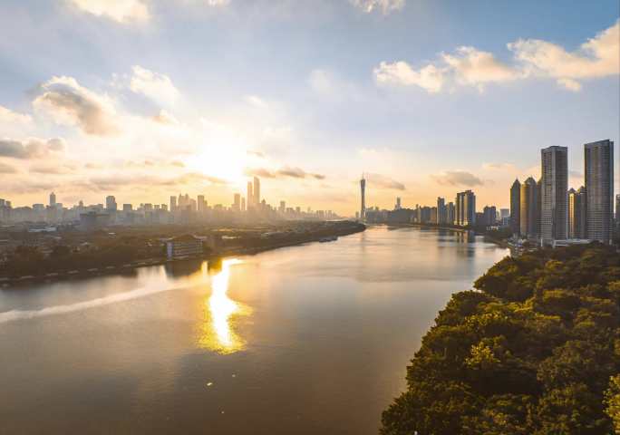 广州城市日出大气云海朝霞航拍延时摄影