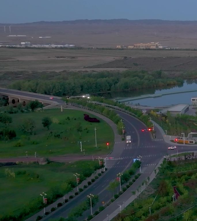 高清竖屏航拍新疆布尔津县城市道路